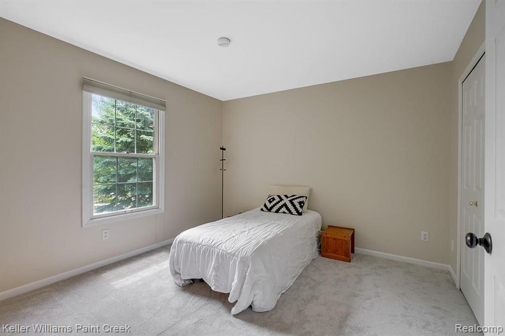 2641 Long Meadow Lane Rochester Hills, MI 48307 - Photo 28 of 38