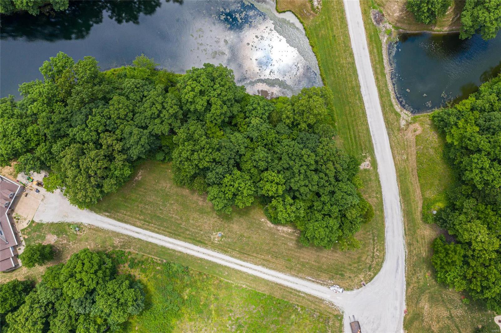 10 Day Spring Litchfield, IL 62056 - Photo 2 of 17