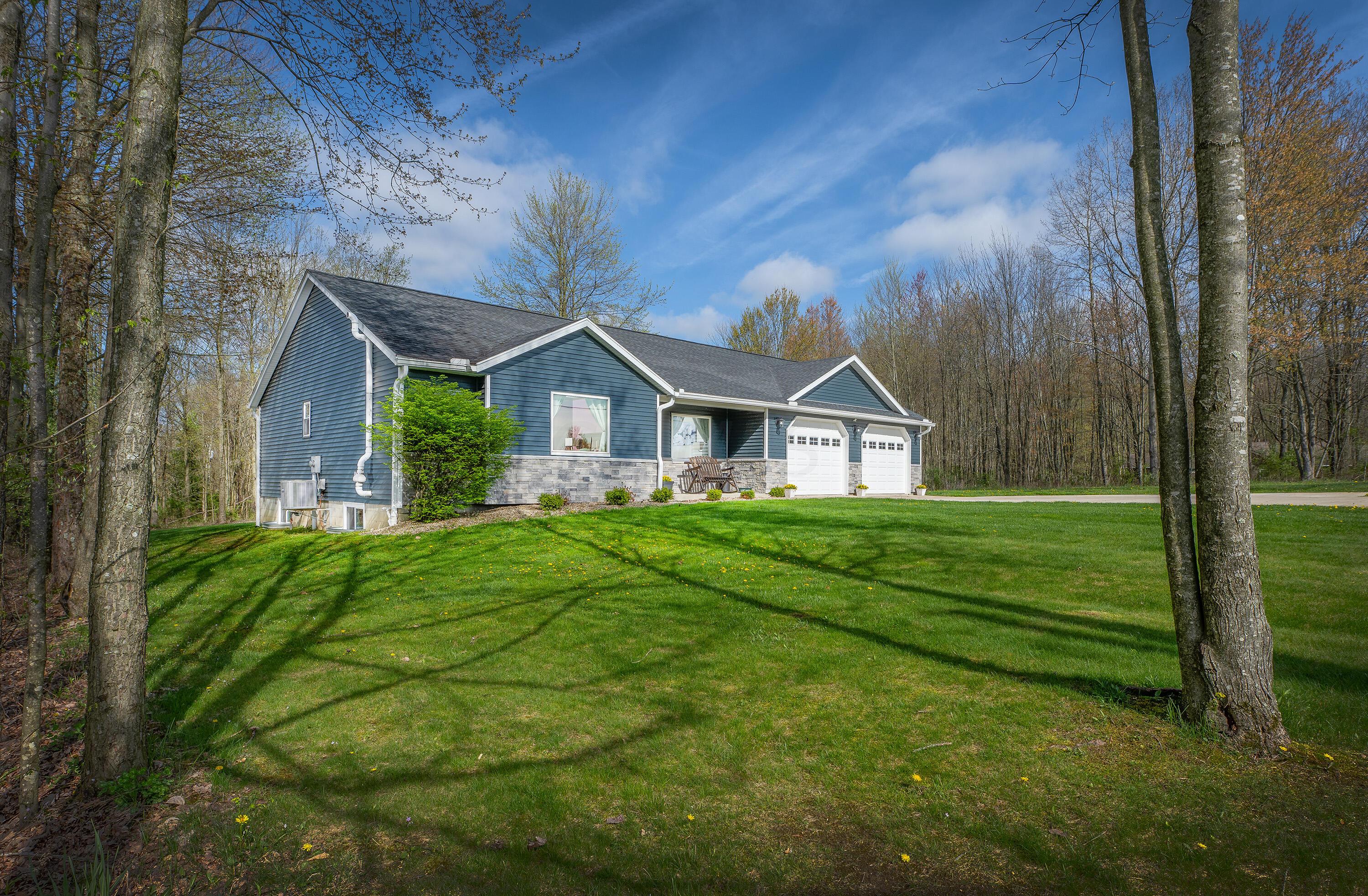 15969 King Road Howard, OH 43028 - Photo 4 of 30 King_02