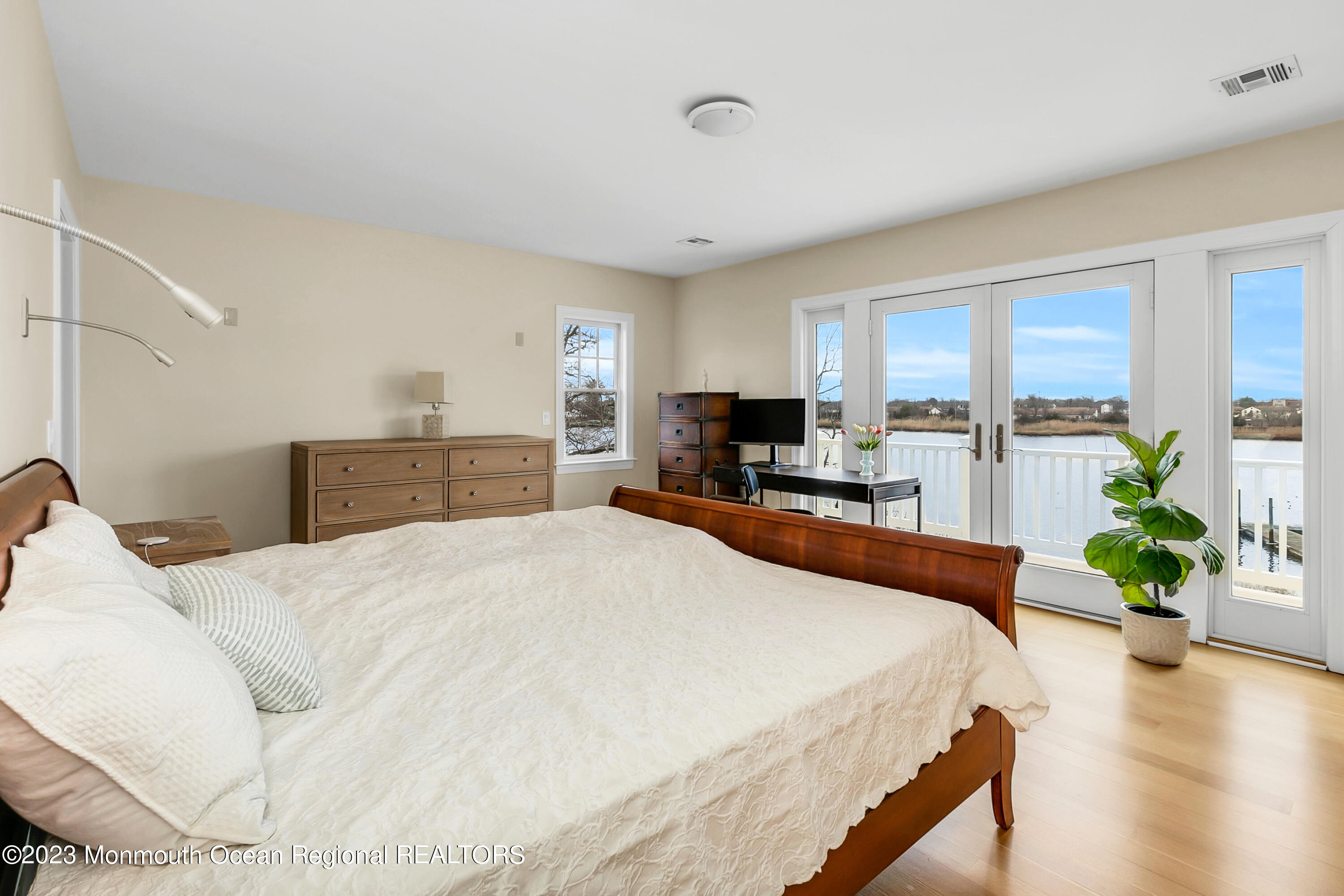 44 Rivers Edge Drive Little Silver, NJ 07739 - Photo 15 of 38 44 Rivers Edge Dr Little-print-091-094-1