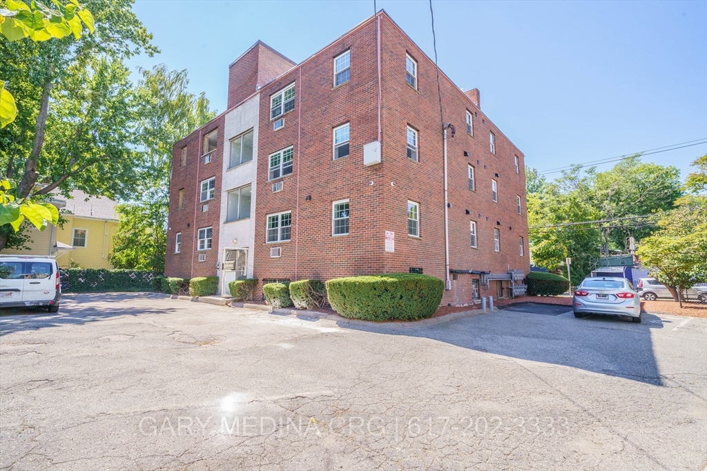 132 Sherman Street, Unit 1 Cambridge, MA 02140 - Photo 38 of 42