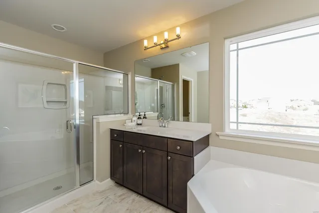 $478,900 | 1 Carver @ Ryehill Manor Street, St. Peters, MO 63376