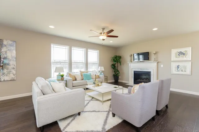 $478,900 | 1 Carver @ Ryehill Manor Street, St. Peters, MO 63376