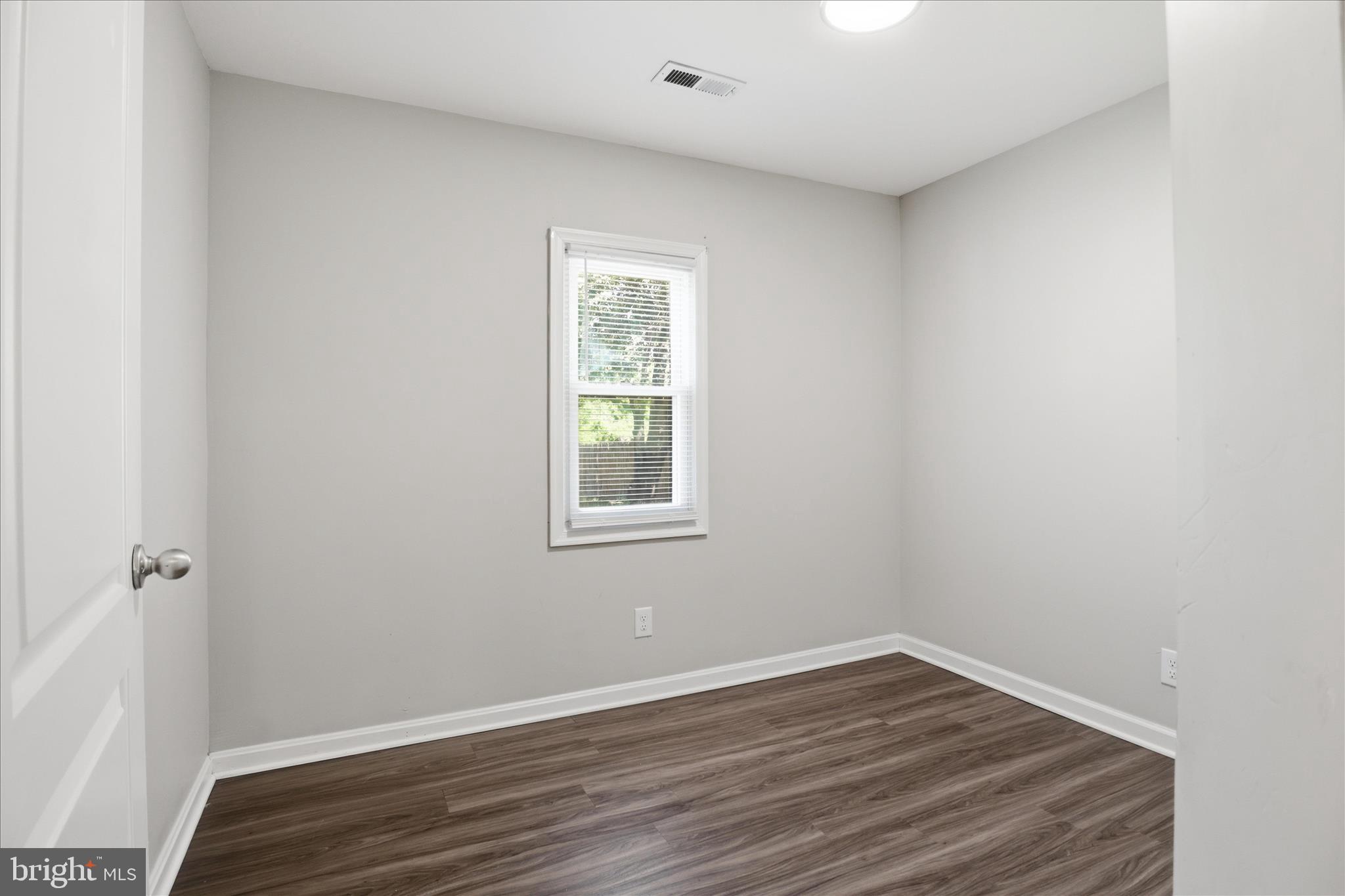 5242 Sands Road Lothian, MD 20711 - Photo 13 of 29 Second Bedroom