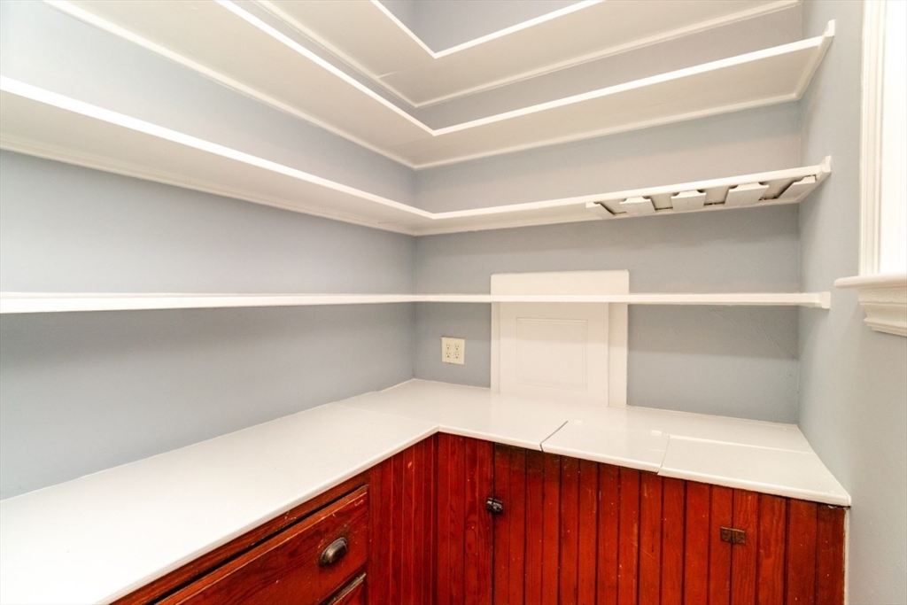 12 Pond Street, Unit 3 Boston, MA 02130 - Photo 4 of 39 a hallway with a large closet