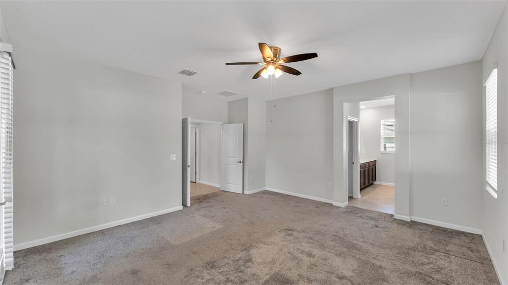 244 Pershing Street Bartow, FL 33830 - Photo 16 of 32 a view of empty room with window