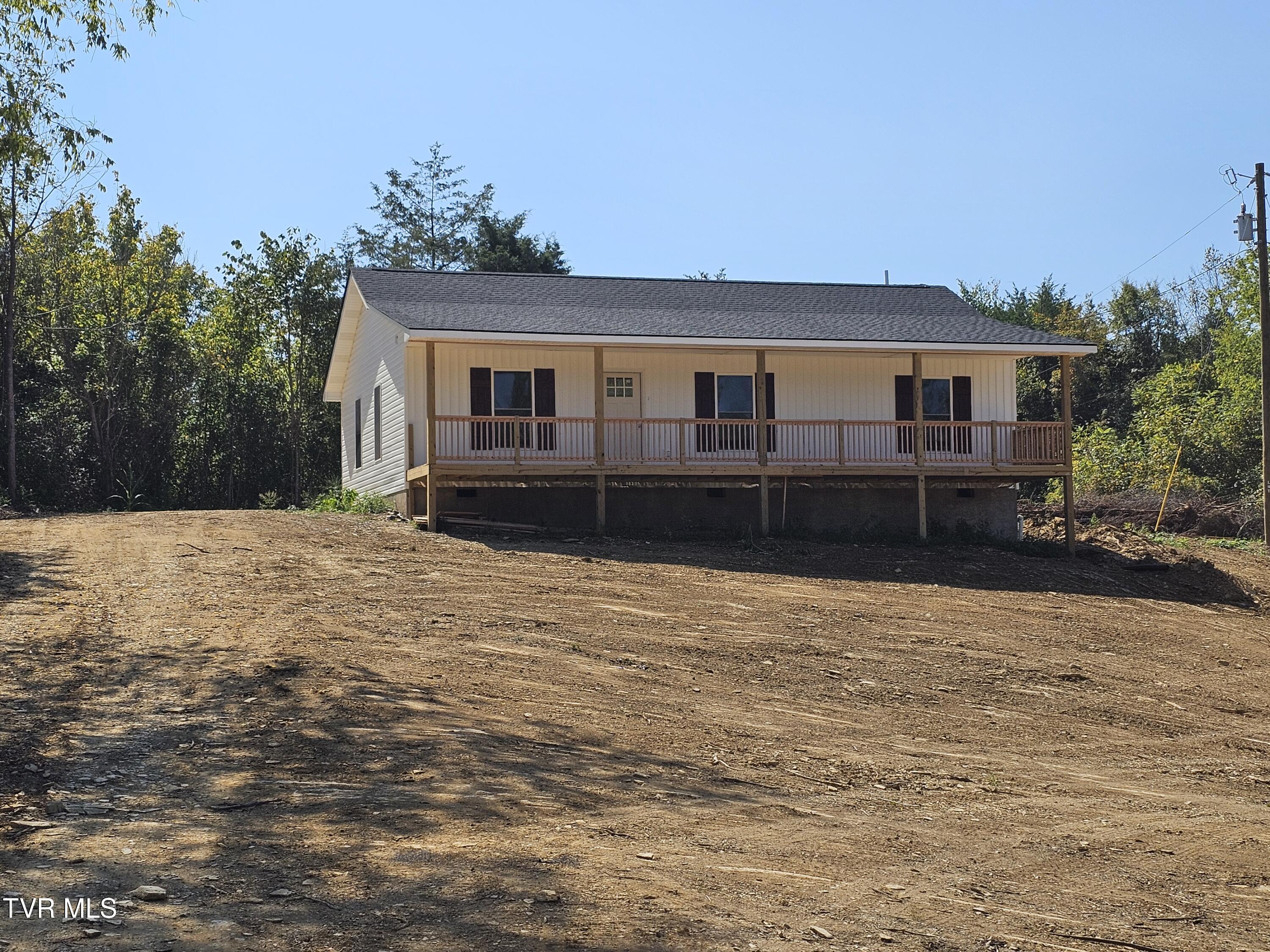 204 Meadowview Road Bulls Gap, TN 37711 - Photo 1 of 19 20250919_120736
