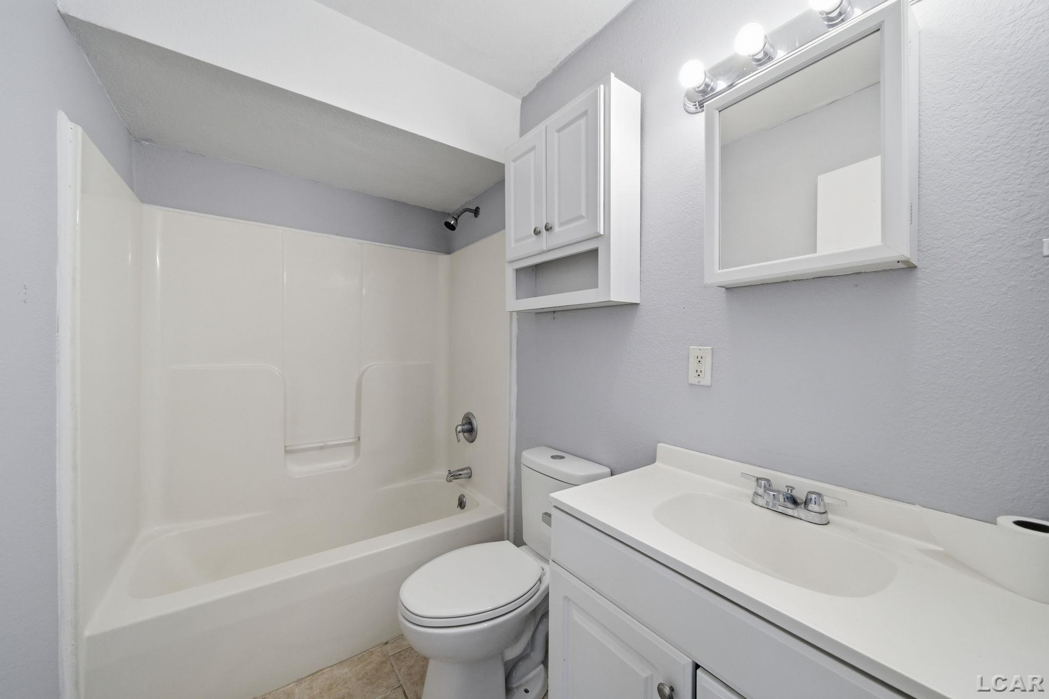 106 North Talbot Street Addison, MI 49220 - Photo 11 of 36