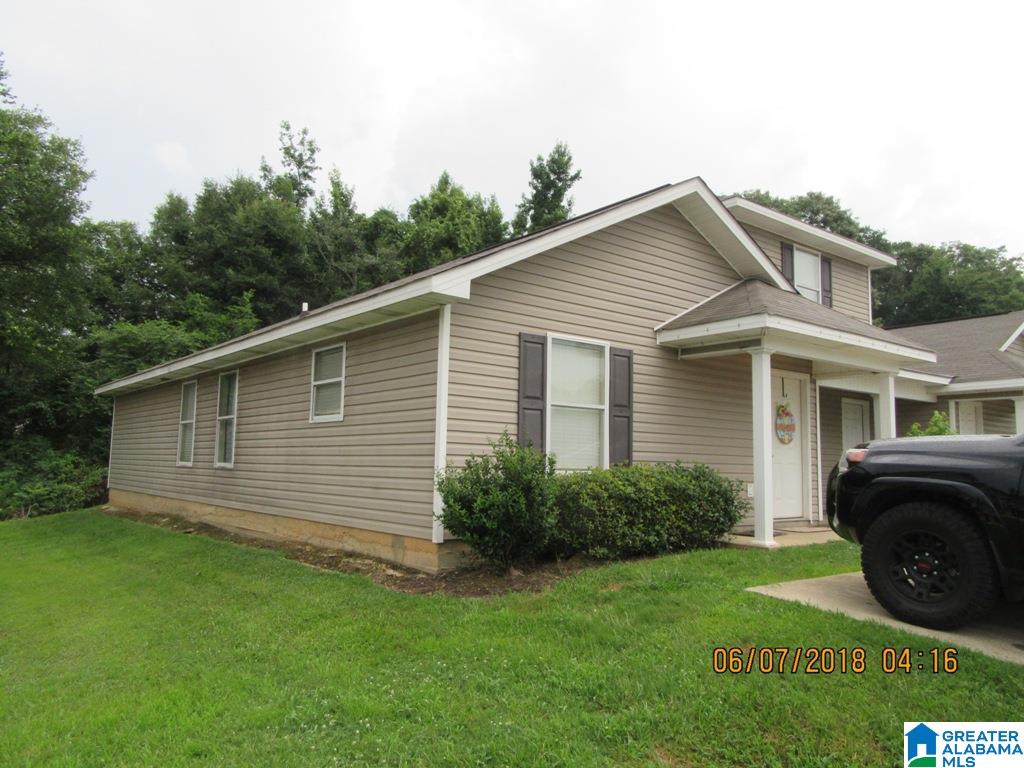 121 Jackson Lane Lincoln, AL 35096 - Photo 2 of 32