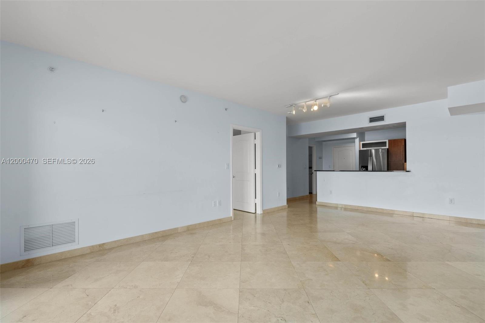 7350 Southwest 89th Street, Unit 1707S Miami, FL 33156 - Photo 27 of 45 a view of an empty room