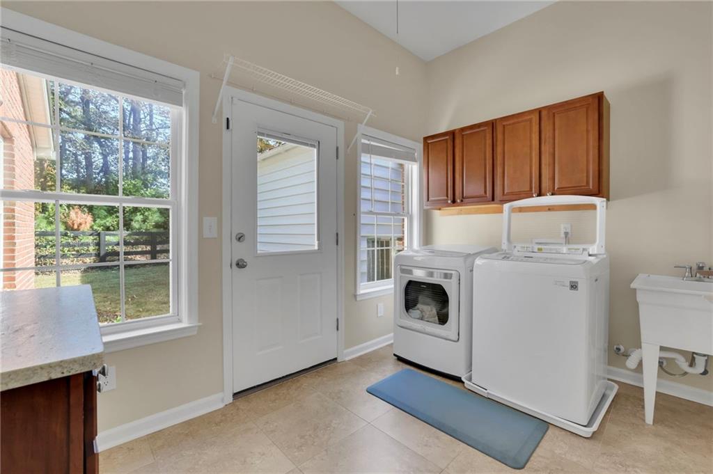 2325 Mountain Road Alpharetta, GA 30004 - Photo 31 of 70