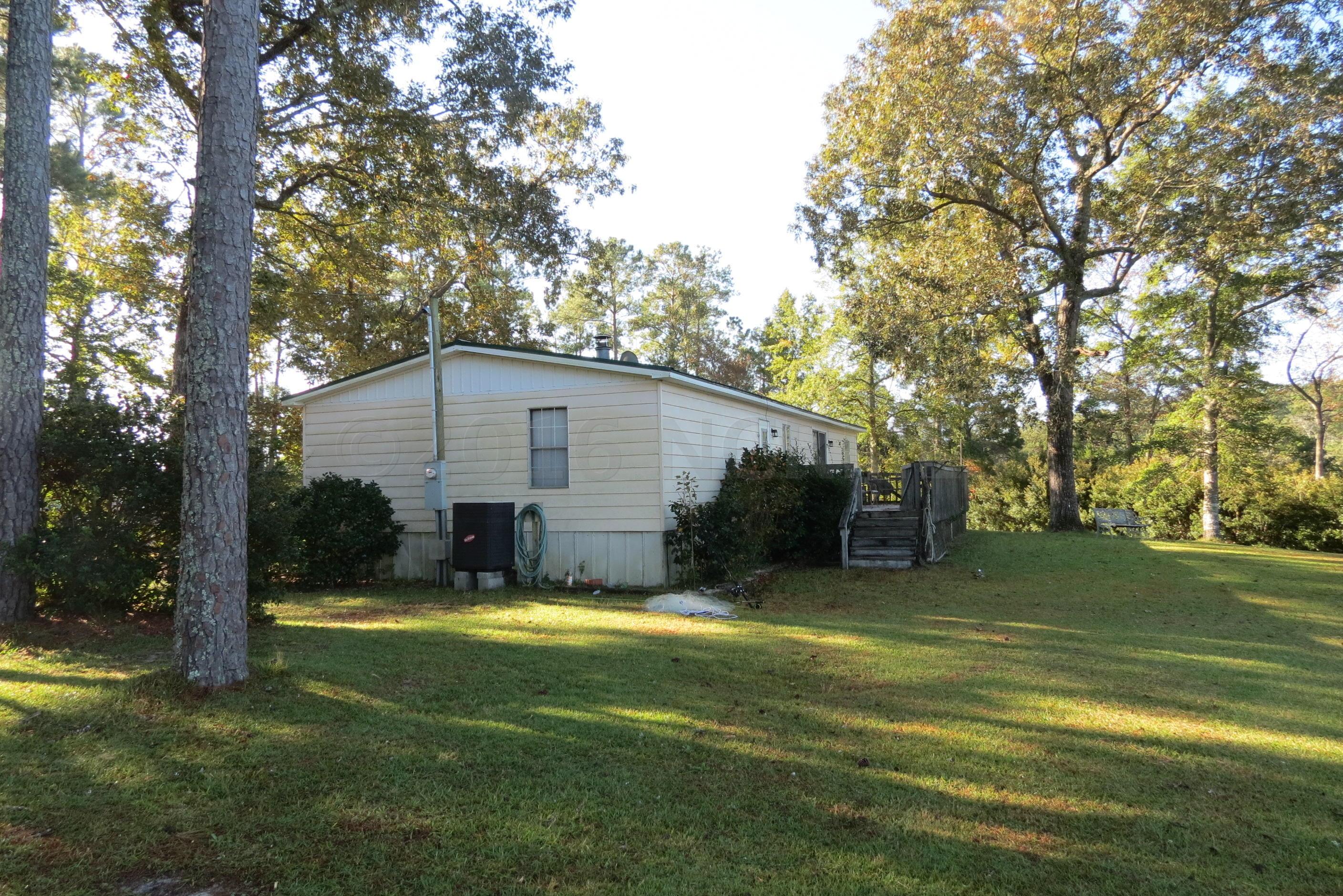 175 Parson Road Grantsboro, NC 28529 - Photo 4 of 71 IMG_3746