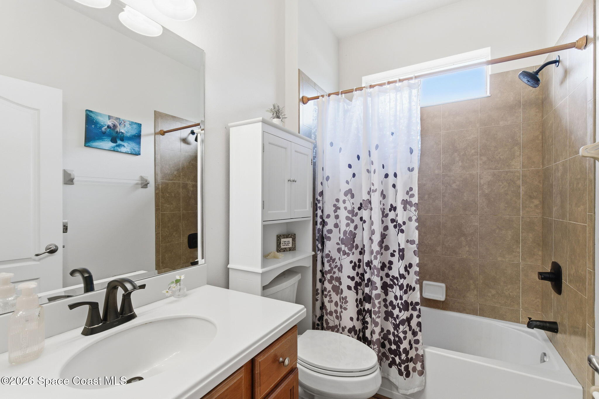 3283 Candia Drive Melbourne, FL 32940 - Photo 28 of 45 Second Full Bathroom