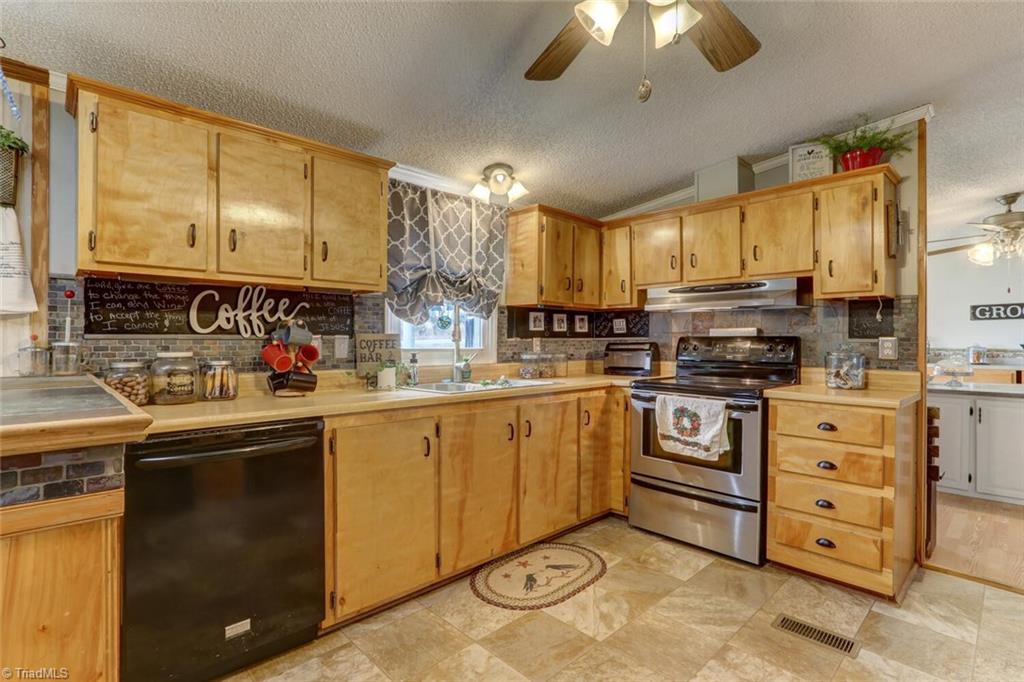 340 Floyd Road Eden, NC 27288 - Photo 12 of 43 Gallery Image 12