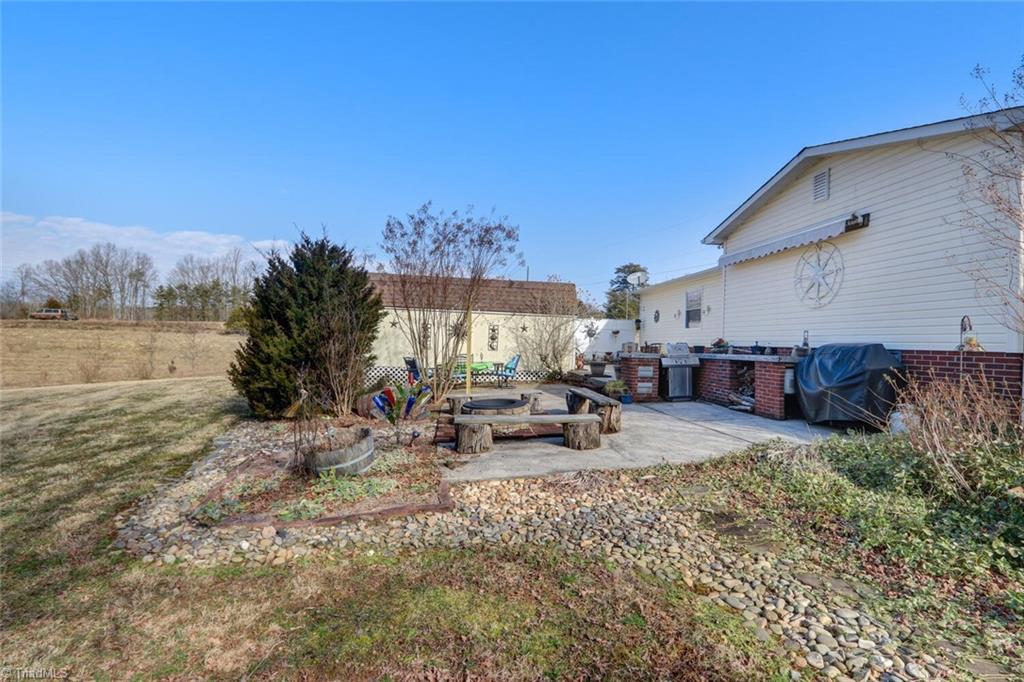 340 Floyd Road Eden, NC 27288 - Photo 28 of 43 Gallery Image 28