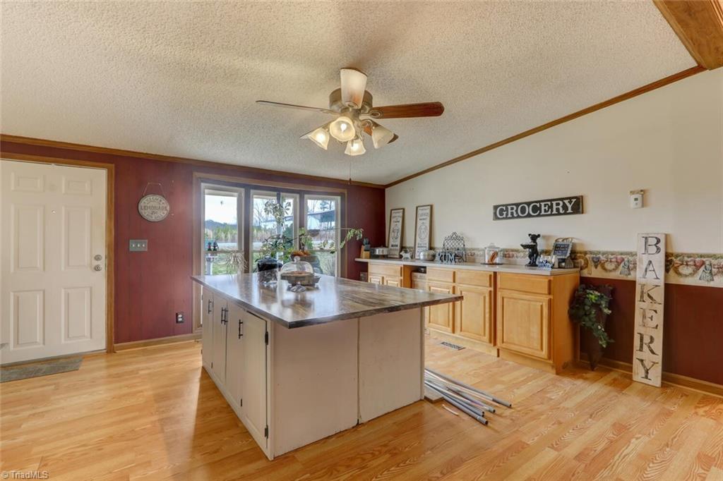340 Floyd Road Eden, NC 27288 - Photo 9 of 43 Gallery Image 9