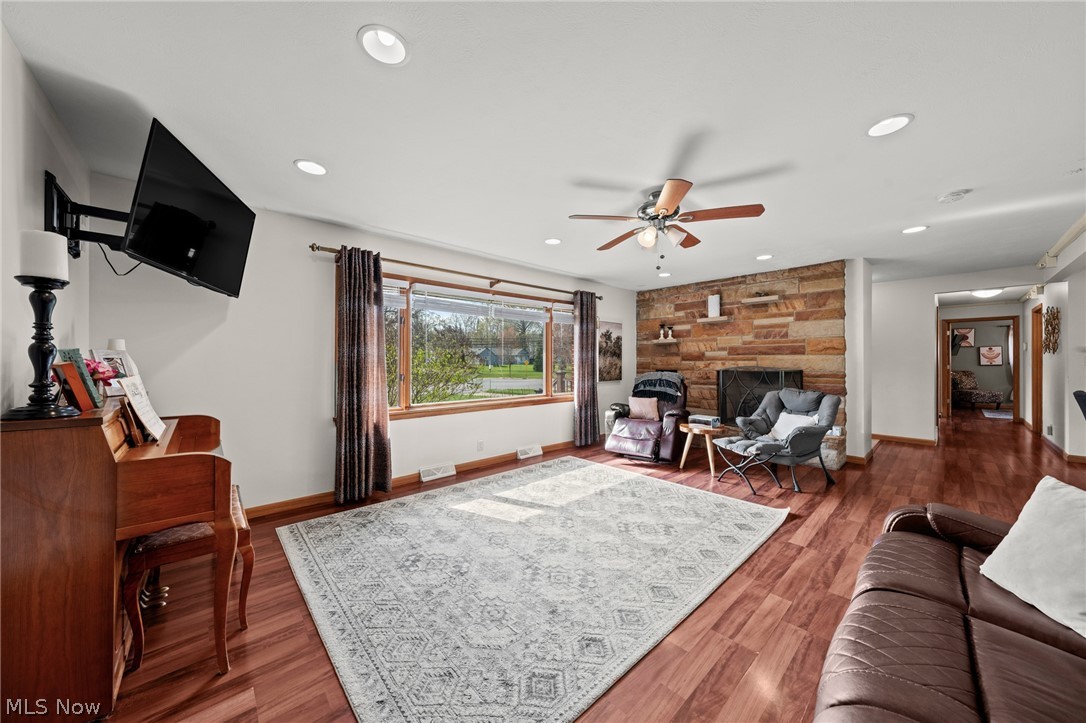 327 South Miller Road Akron, OH 44333 - Photo 20 of 48