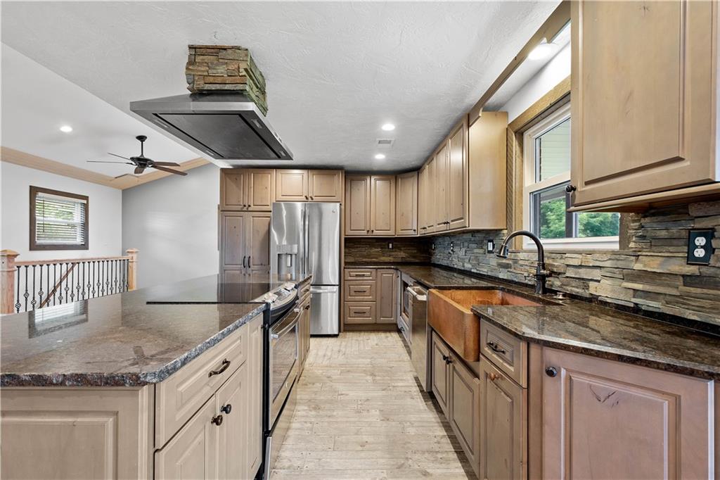 17 Conklin Road Washington, PA 15301 - Photo 9 of 42 Gallery Image 9