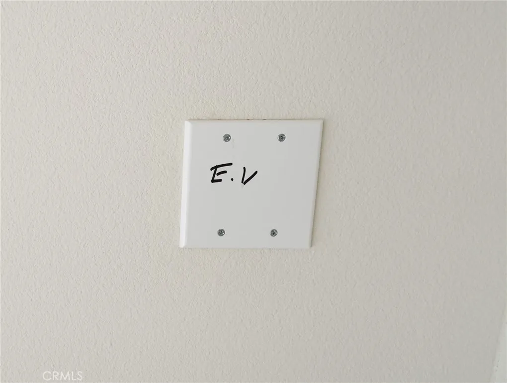 9561 Hannah Way Riverside, CA 92504 - Photo 27 of 30 EV Pre-Wired