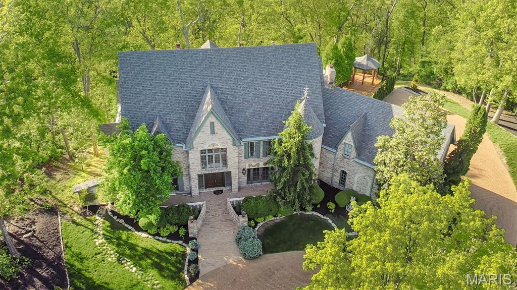 16925 Lewis Spring Drive Chesterfield, MO 63005 - Photo 2 of 74