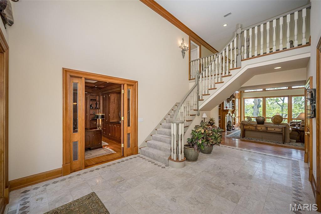 16925 Lewis Spring Drive Chesterfield, MO 63005 - Photo 8 of 74