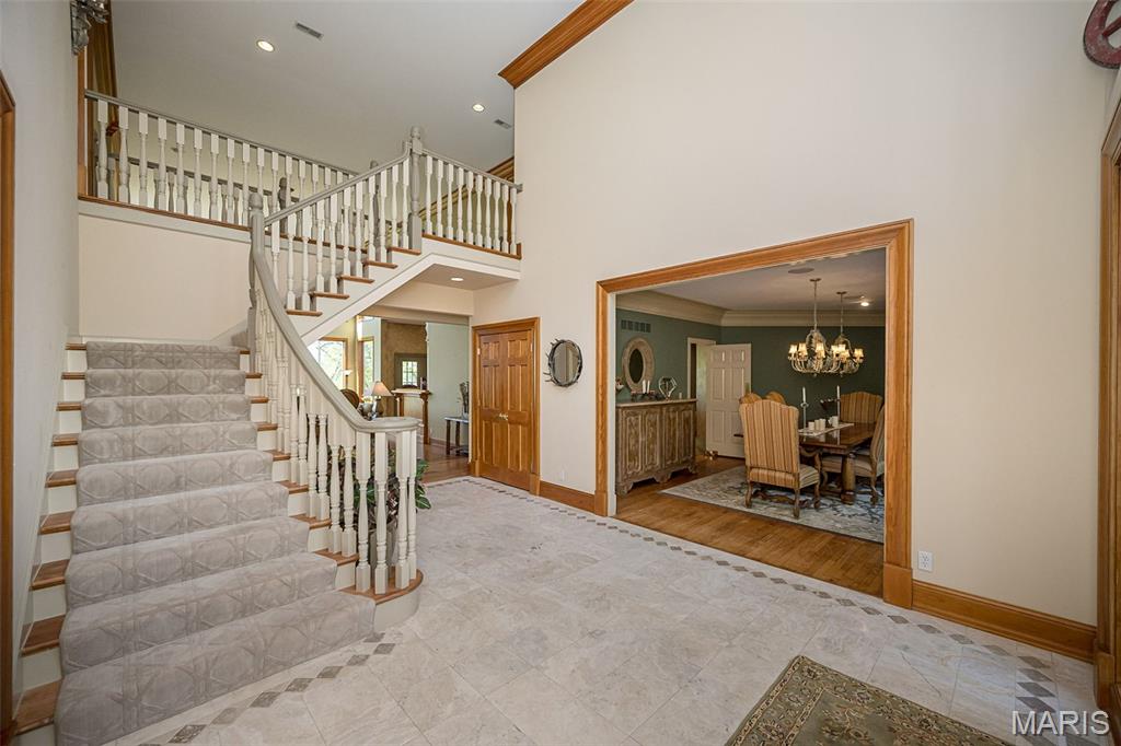 16925 Lewis Spring Drive Chesterfield, MO 63005 - Photo 9 of 74