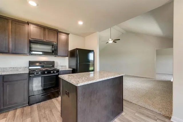 $1,780 | 151 Bandana Circle, Newark, TX 76071