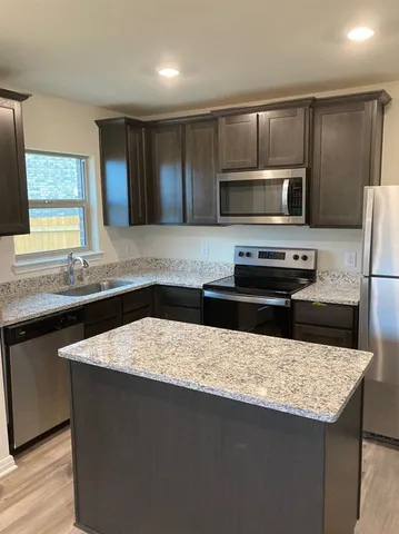 $1,780 | 151 Bandana Circle, Newark, TX 76071