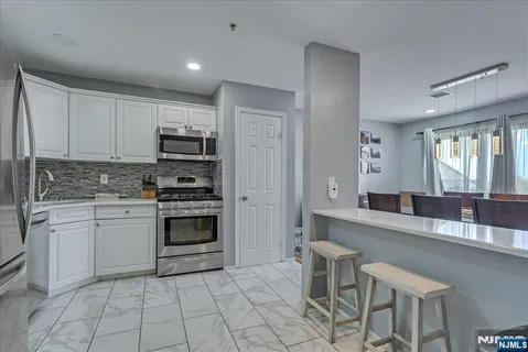 $449,900 | 48 Buchanon Court, Unit 48, West Orange, NJ 07052