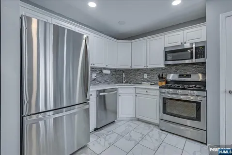 $449,900 | 48 Buchanon Court, Unit 48, West Orange, NJ 07052