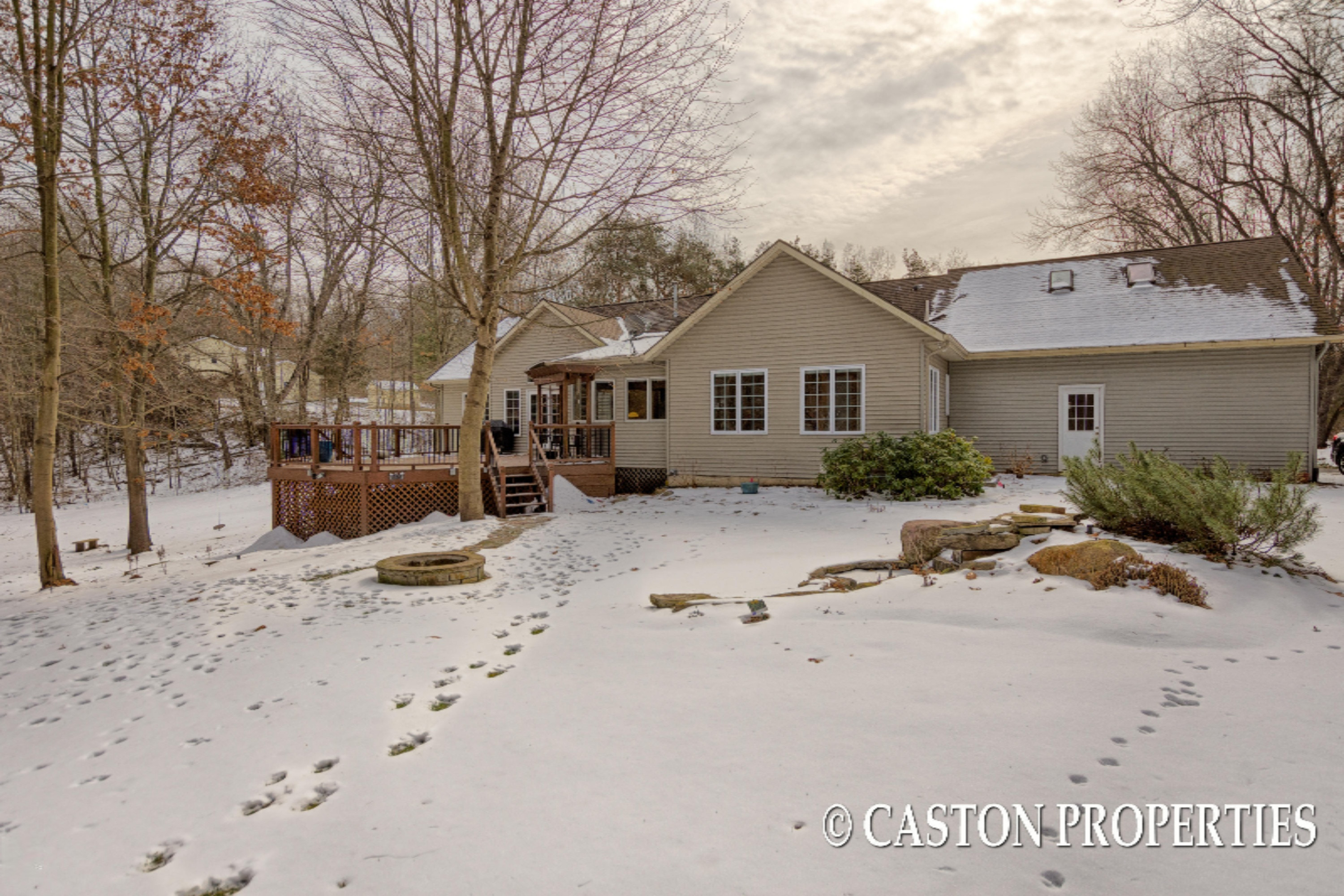 7699 Cascade Road Southeast Grand Rapids, MI 49546 - Photo 45 of 62 46 Back of Home