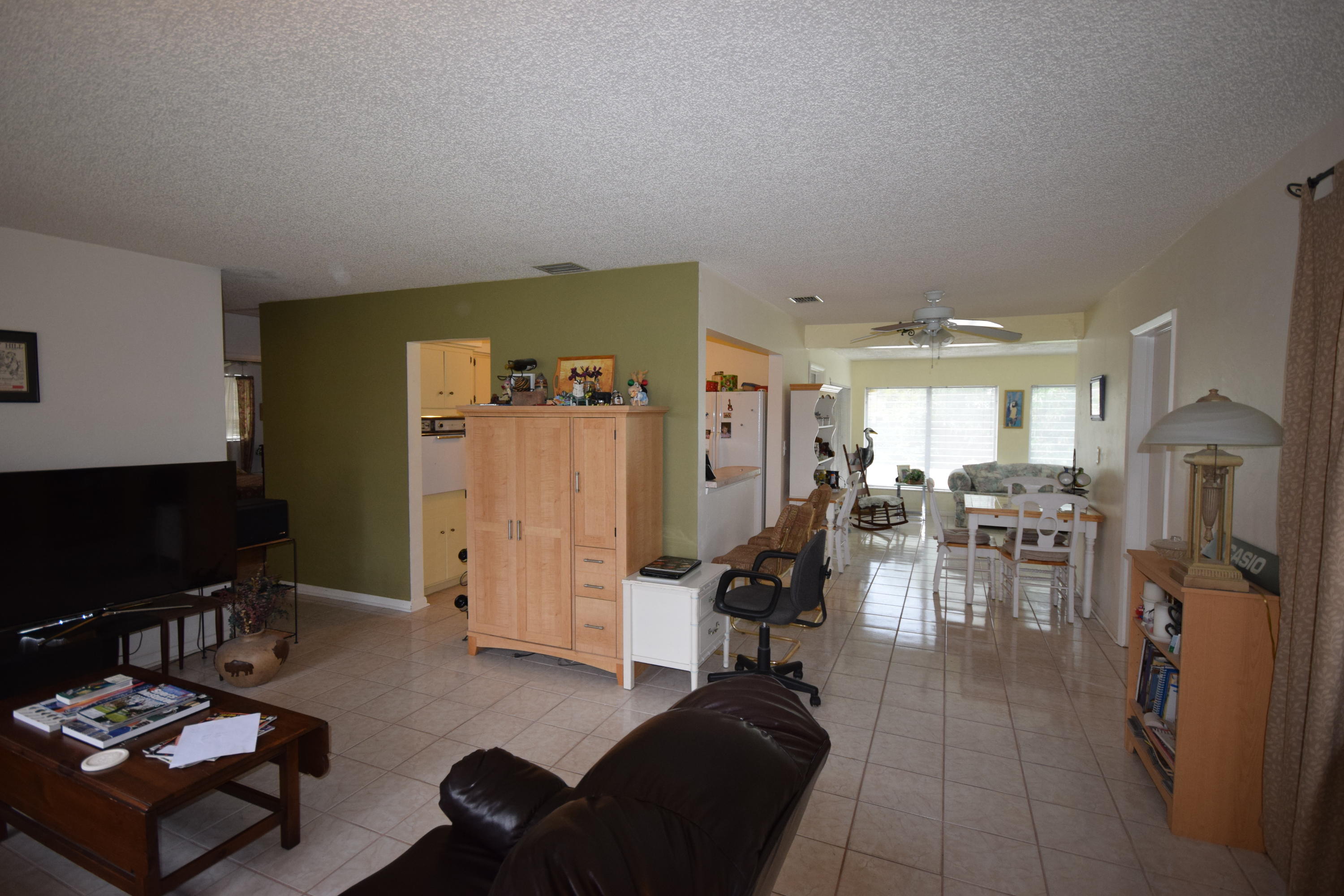 290 Northeast 28th Road Boca Raton, FL 33431 - Photo 5 of 17 DSC_0876