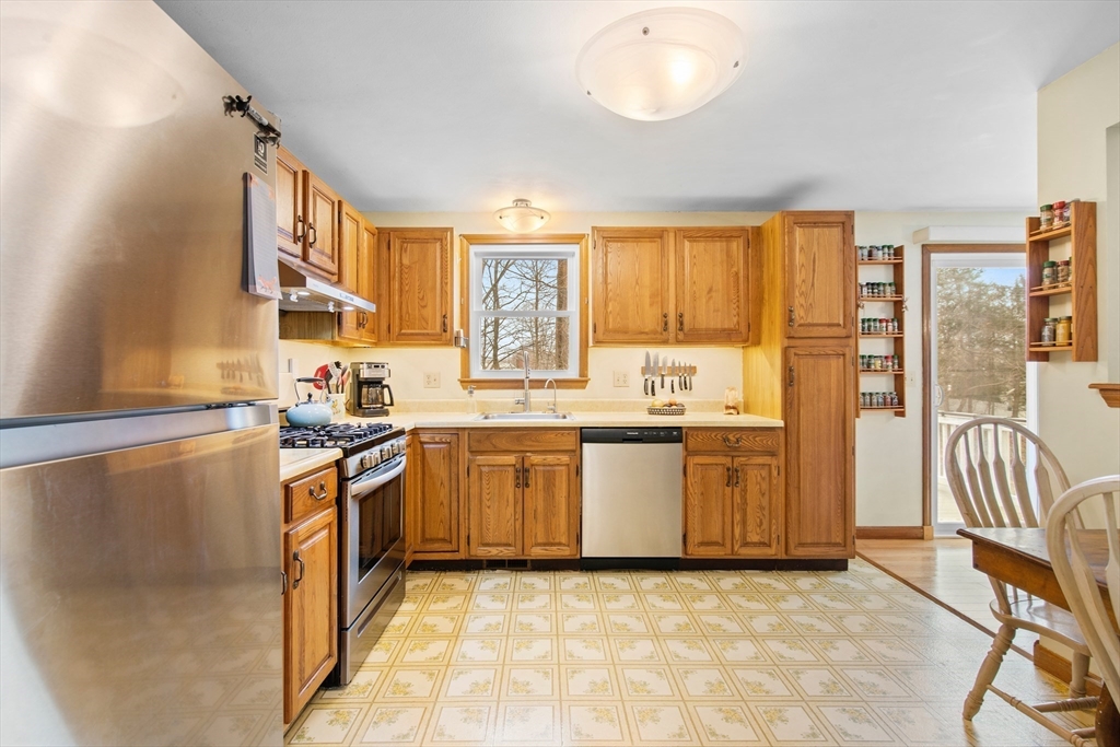 75 Emily Jeffers Road Randolph, MA 02368 - Photo 17 of 42 Gallery Image 17