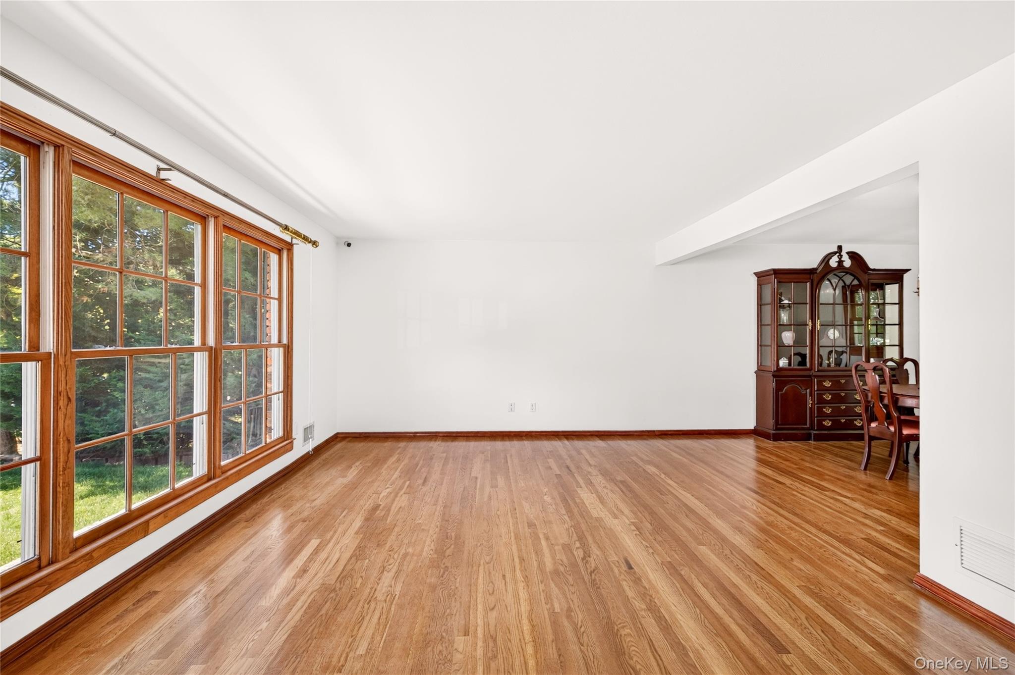 7 Overlook Road Dobbs Ferry, NY 10522 - Photo 8 of 46