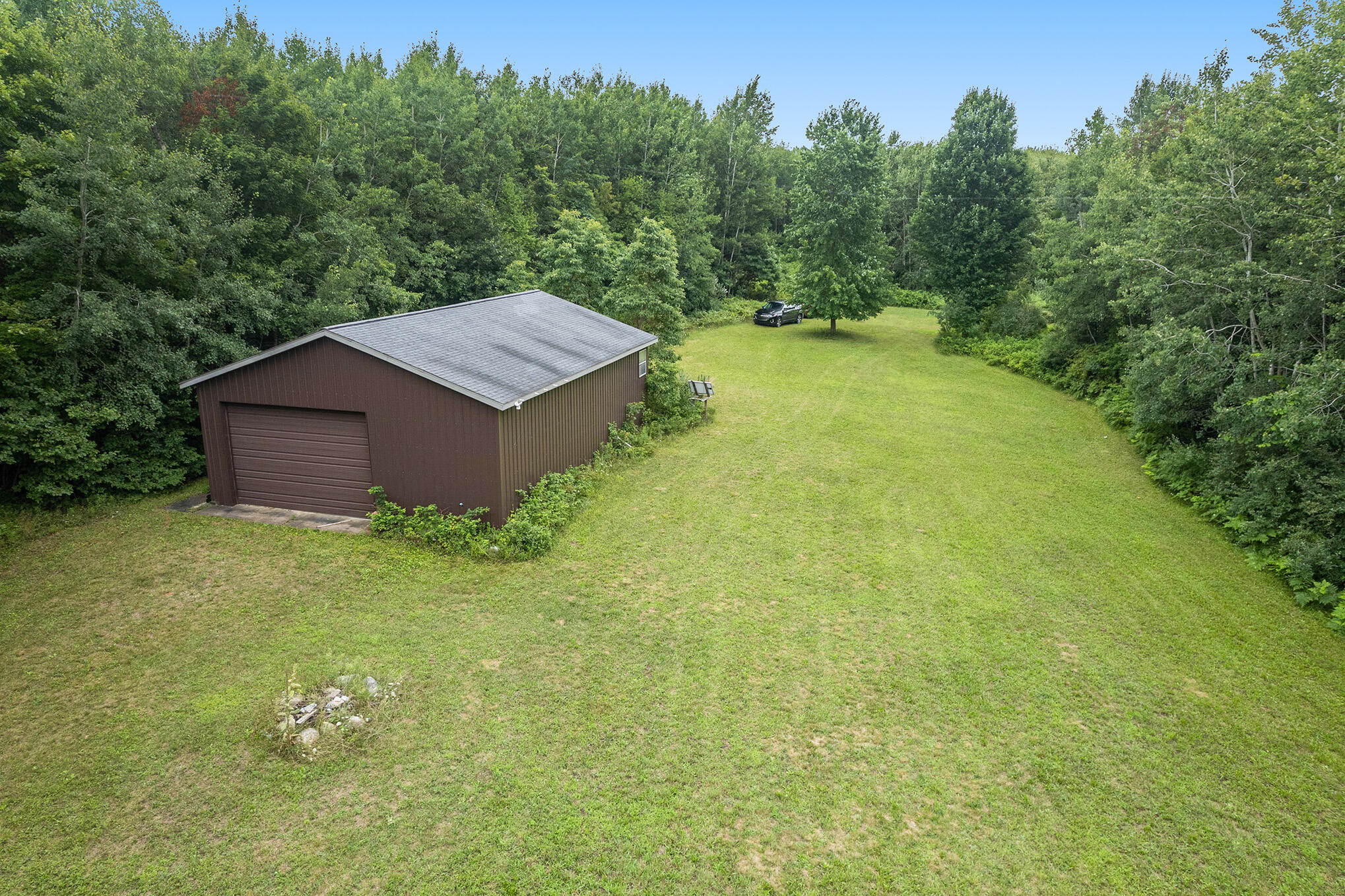 6696 North Larson Road Fountain, MI 49410 - Photo 12 of 18 pole barn