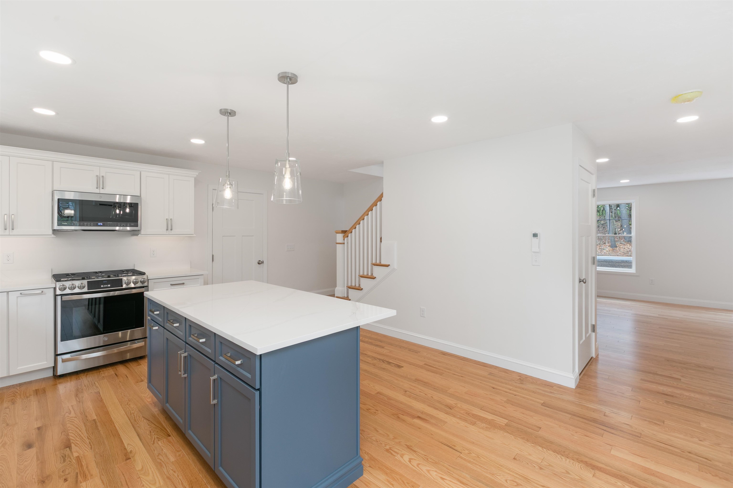 1152 Bridge Street Pelham, NH 03076 - Photo 16 of 44