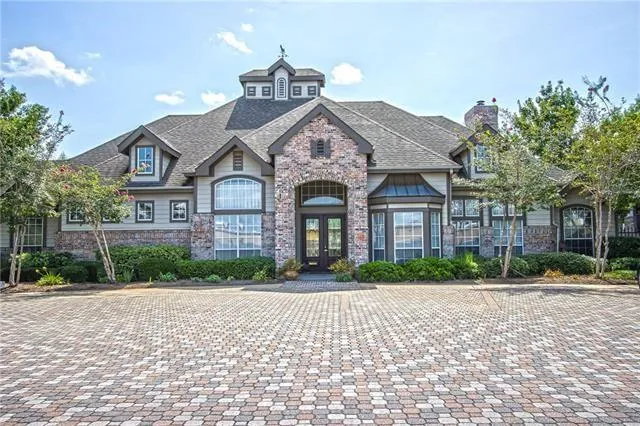 $1,300 | 350 Emerald Forest Boulevard, Unit 6102, Covington, LA 70433