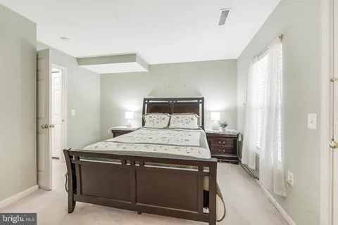 $490,000 | 23097 Fontwell Square, Sterling, VA 20166