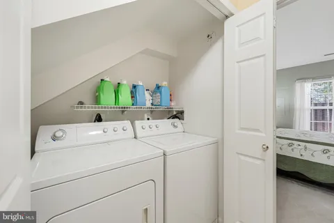 $490,000 | 23097 Fontwell Square, Sterling, VA 20166