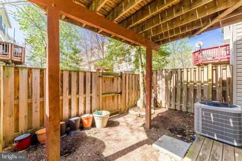 $490,000 | 23097 Fontwell Square, Sterling, VA 20166