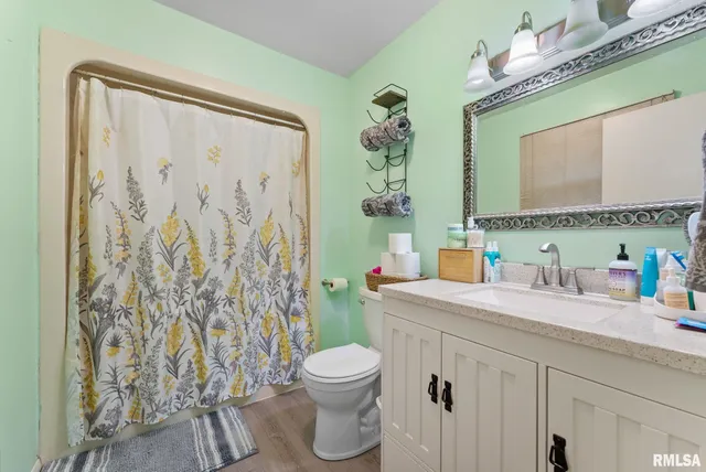 $315,000 | 2685 Northwood Drive, Muscatine, IA 52761