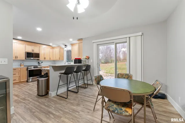 $315,000 | 2685 Northwood Drive, Muscatine, IA 52761