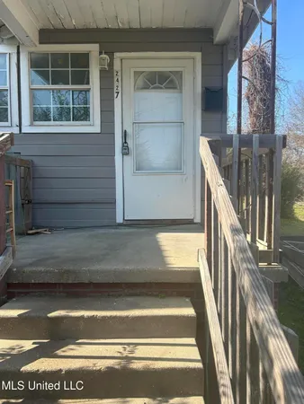 $550 | 2427 Woodlawn Street, Jackson, MS 39213