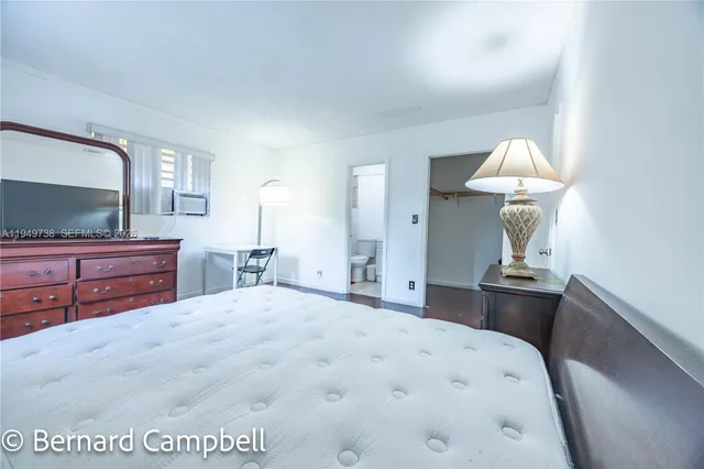 a view of parking area