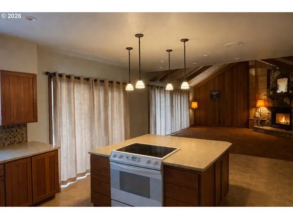 $799,999 | 31890 Cater Road, Warren, OR 97053
