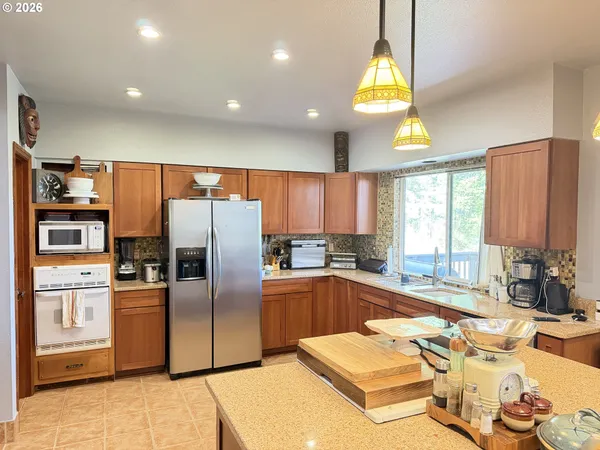 $799,999 | 31890 Cater Road, Warren, OR 97053