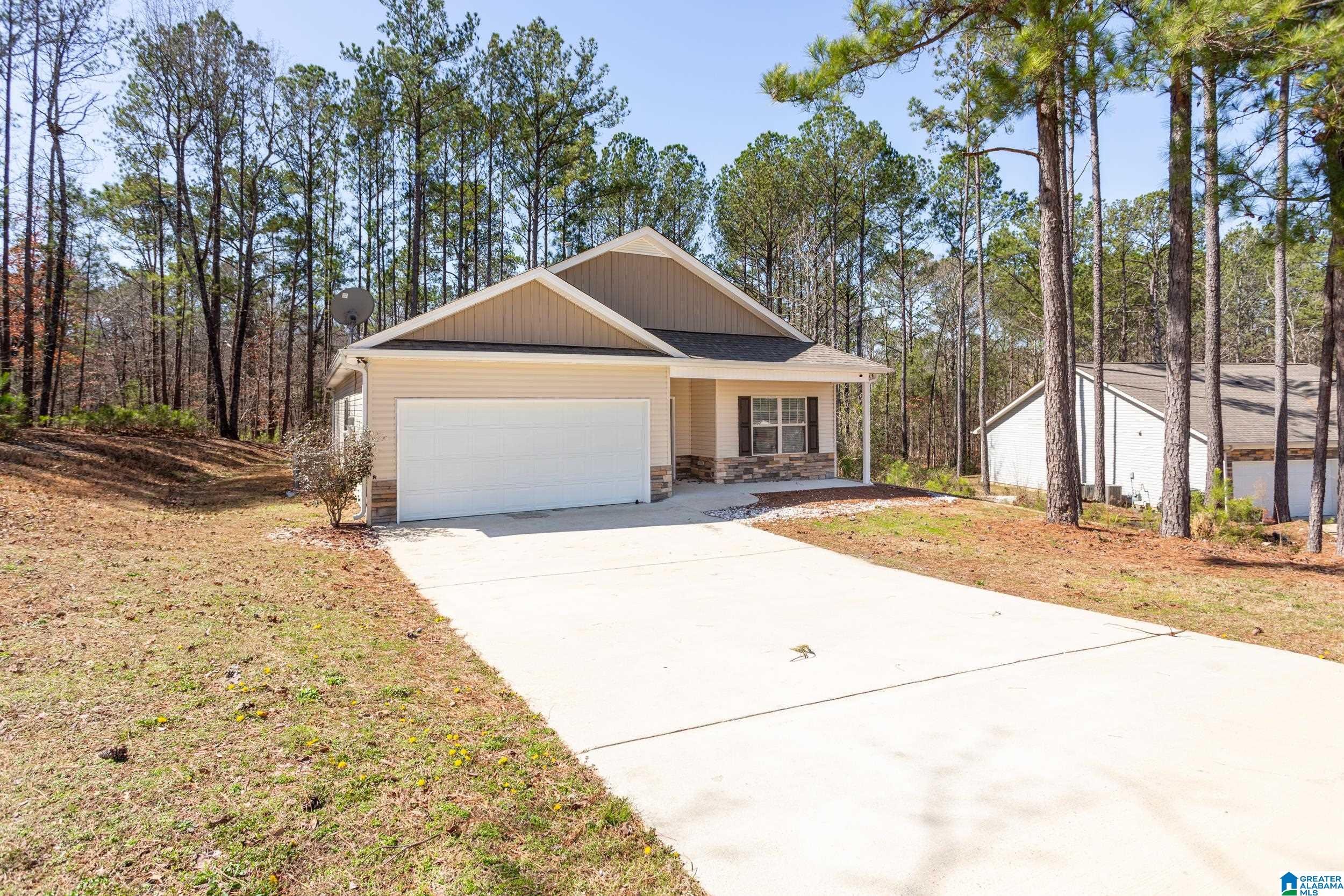 726 Twin Ridge Circle Lincoln, AL 35096 - Photo 2 of 31