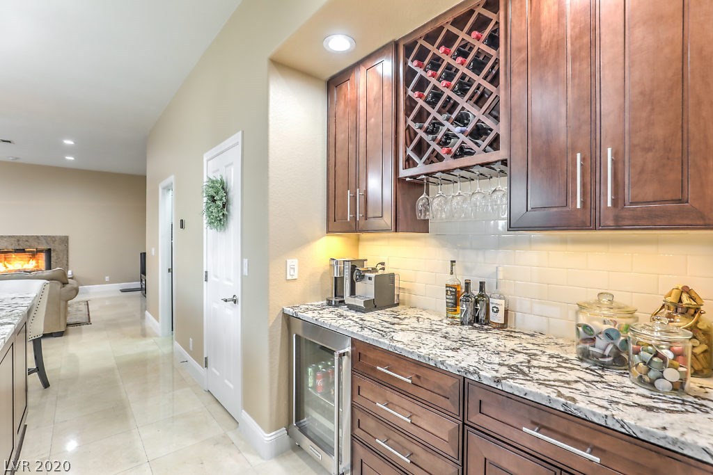 8920 Echo Ridge Drive Las Vegas, NV 89117 - Photo 11 of 49