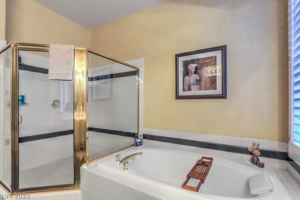 8920 Echo Ridge Drive Las Vegas, NV 89117 - Photo 31 of 49