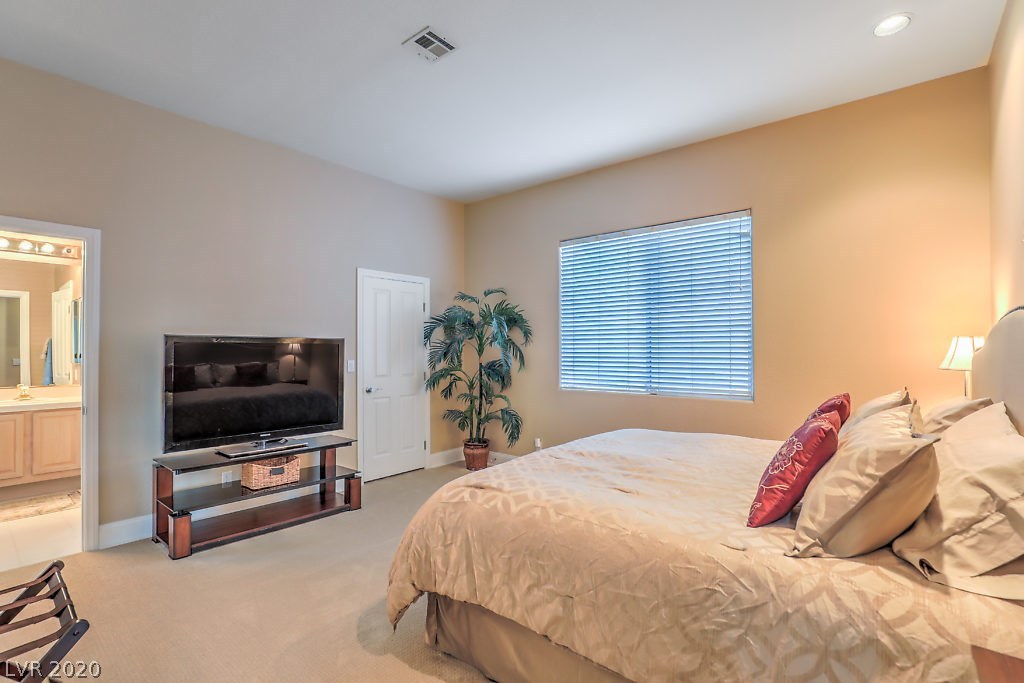 8920 Echo Ridge Drive Las Vegas, NV 89117 - Photo 32 of 49